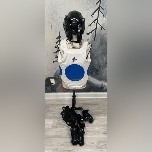 Kids Sparring Gear - Picture 5 of 6